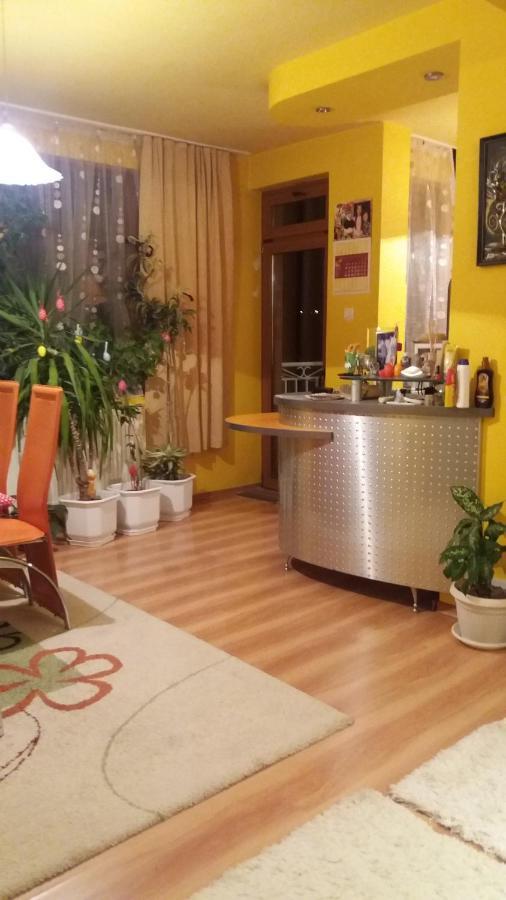 אובזור Family Hotel Denica מראה חיצוני תמונה